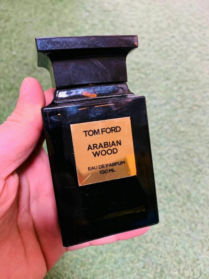Arabian Wood Tom Ford للجنسين